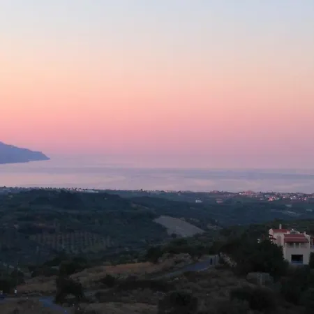 Holiday home 360 Panorama House: Stargazing Retreat Near The